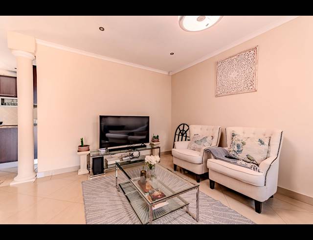 3 BEDROOM HOUSE FOR SALE IN MORNINGSIDE